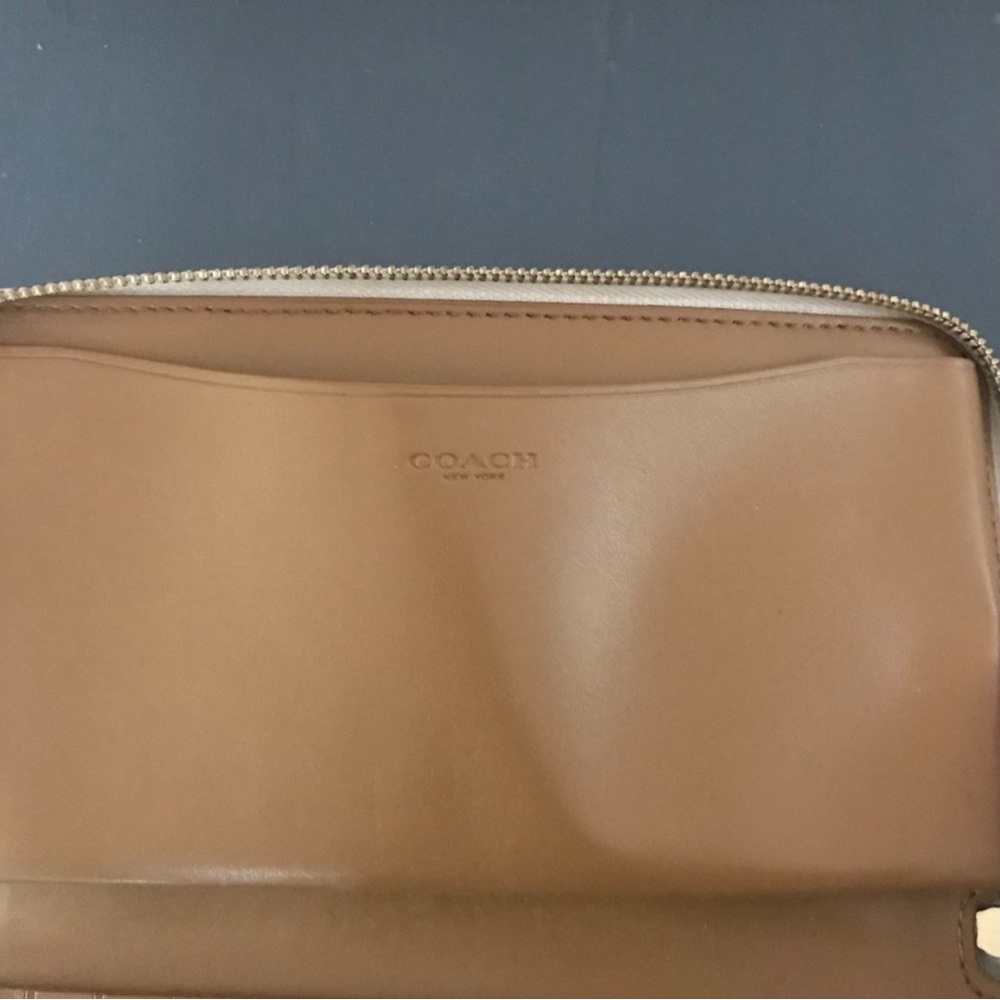 ❌SOLD❌Coach Wallet Clutch Wristlet - Picture 8 of 9